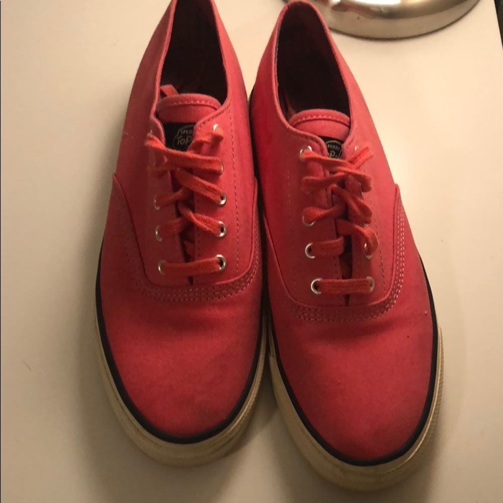 Sperry topsider